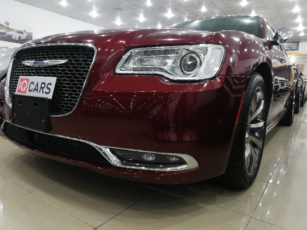 كرايسلر 300